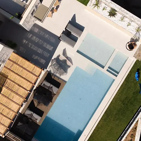 Vilă Elouera Villas, With Pool, Hydromassage, Seaview, By Thinkvilla Bali (Crete)