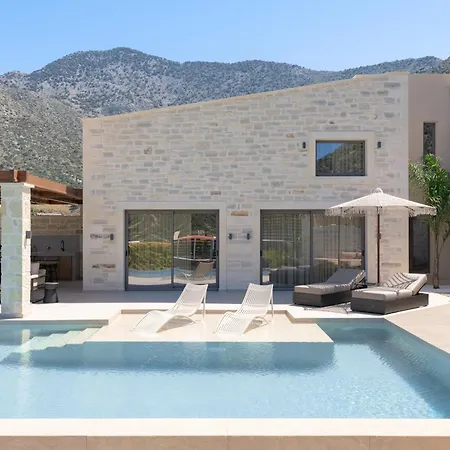 Elouera Villas, With Pool, Hydromassage, Seaview, By Thinkvilla Villa *