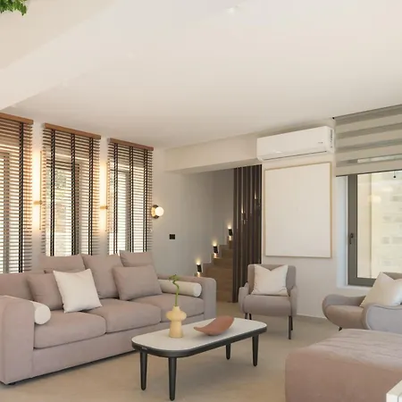 Villa Elouera Villas, With Pool, Hydromassage, Seaview, By Thinkvilla Bali (Crete)