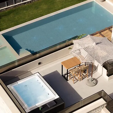 Elouera Villas, With Pool, Hydromassage, Seaview, By Thinkvilla *